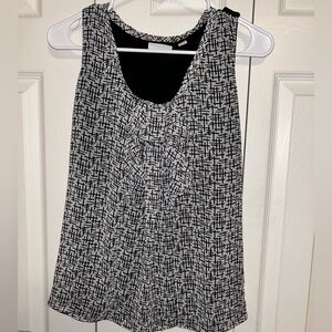 New York & Company Black & White Sleeveless Blouse size S
